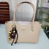 Picture of KUQIKUPAI Brand luxurious Hand bag with long belt (8035)