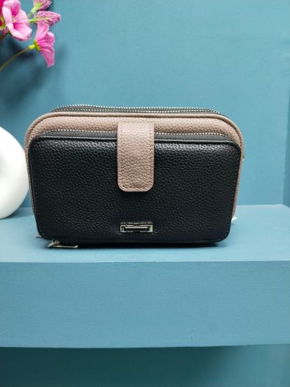Picture of Luxurious Leather Hand Purse