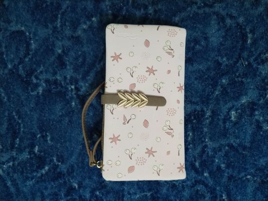 Picture of Prettyzys Premium Leather Hand Pats Bag 